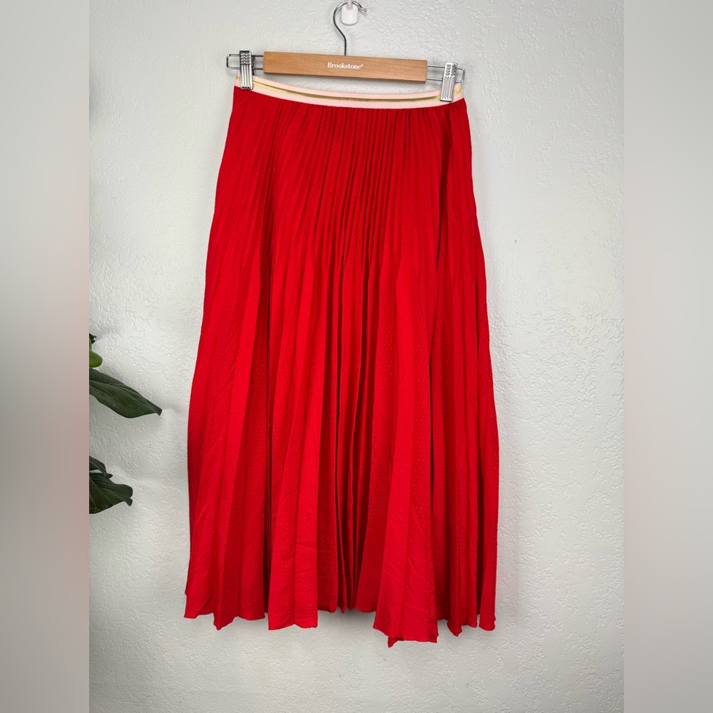 Idano Vibrant Red Pleated High Waist Midi Skirt - Picture 4 of 7